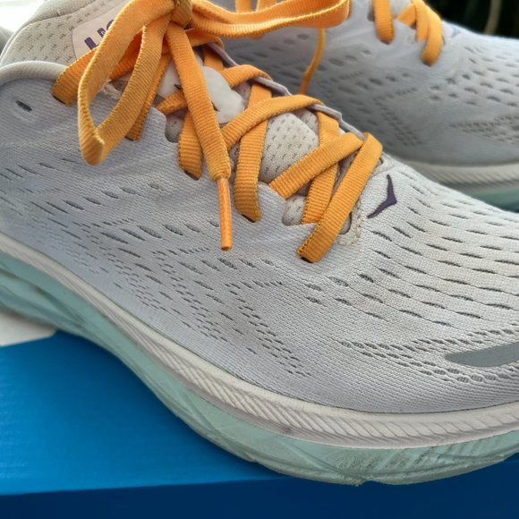 HOKA Clifton 8 - Picture 6 of 10